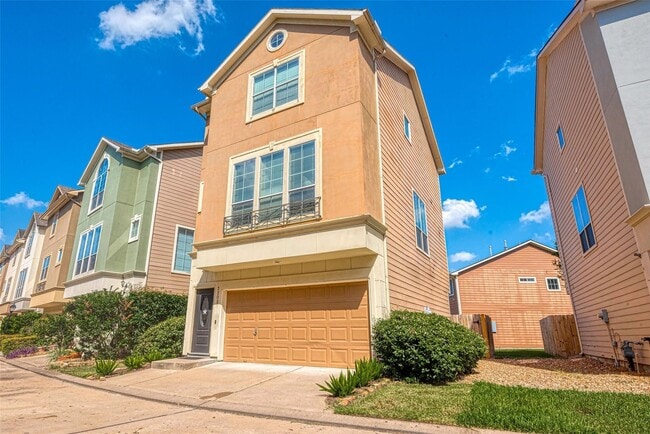Photo - 3302 Clearview Cir