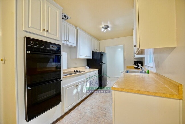 Photo - 2309 Fifth Ave