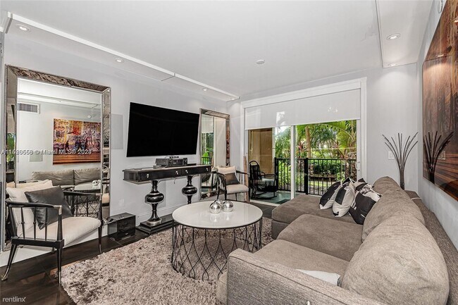 Photo - 2 br, 2 bath Condo - 17145 N Bay Rd Apt 4106 Unit Apt 4106