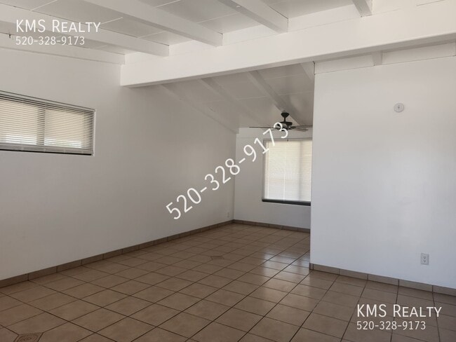 Photo - 208 E Delta Rd