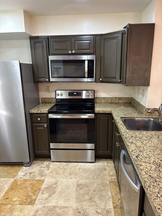 Photo - 2741 S Oakland Forest Dr Unit 201