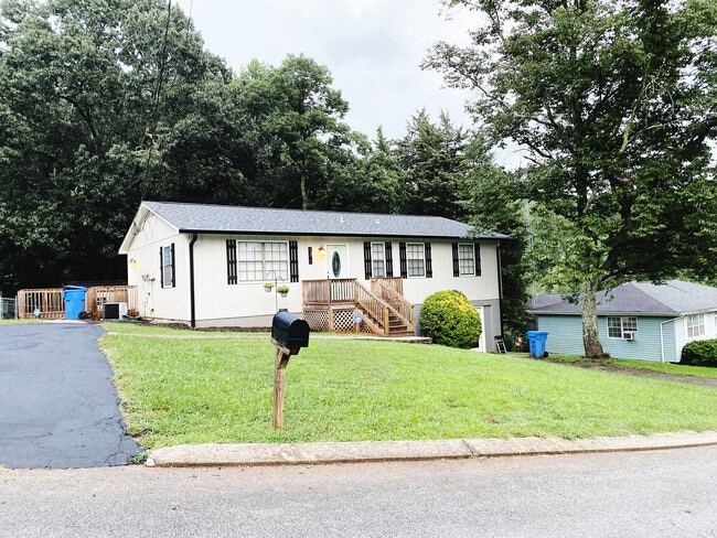 Building Photo - 4310 Cele Ct