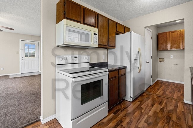 Photo - 479 Mills Way