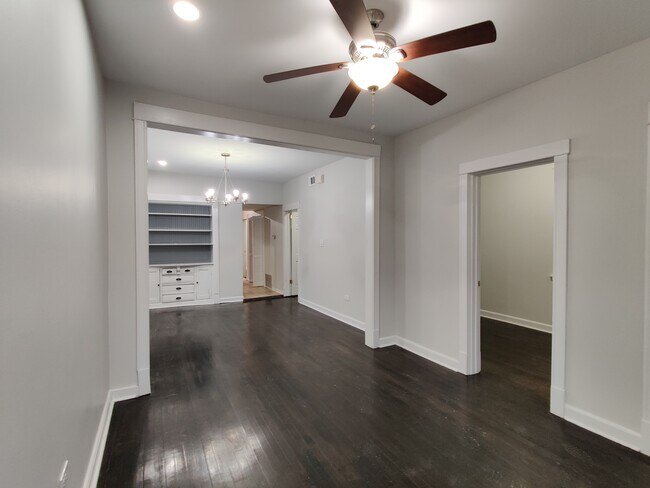 Photo - 1530 N Greenview Ave Unidad 1