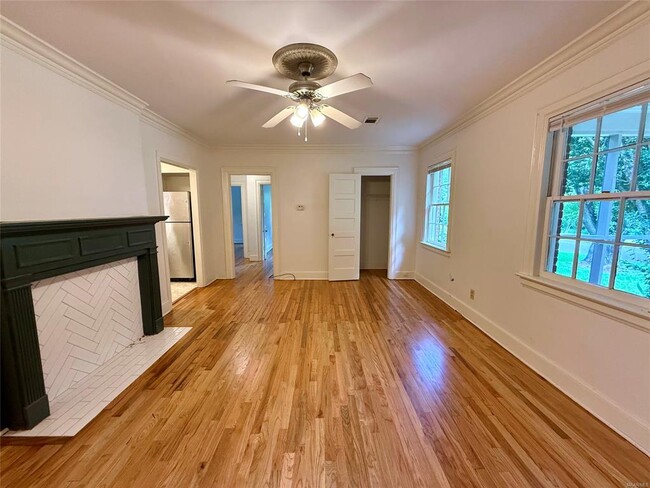 Photo - 807 E Edgemont Ave