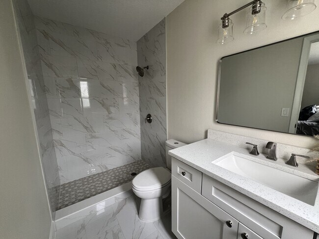 Photo - 1710 Aster Dr