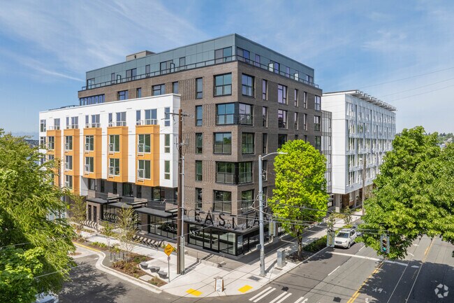 Building Photo - Liza Rental