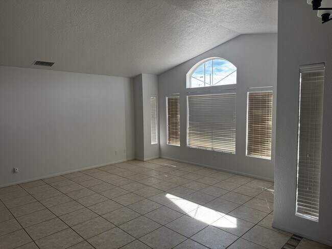 Photo - 9191 White Rd