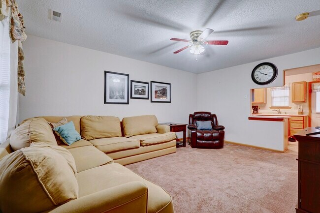 Photo - 3410 Zinnia Dr