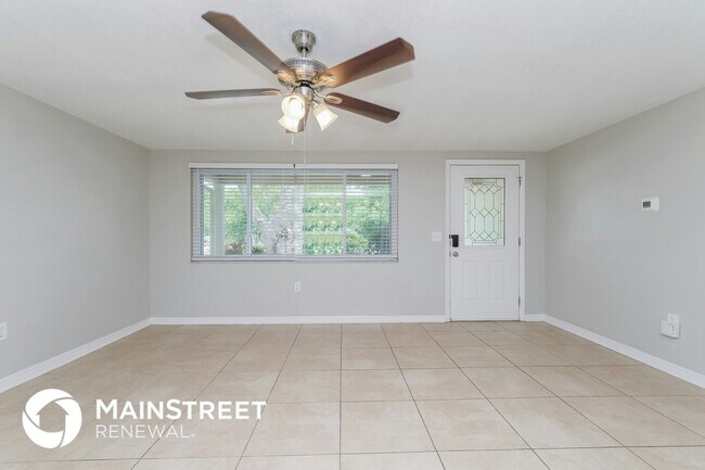 Photo - 5700 Thrush Dr