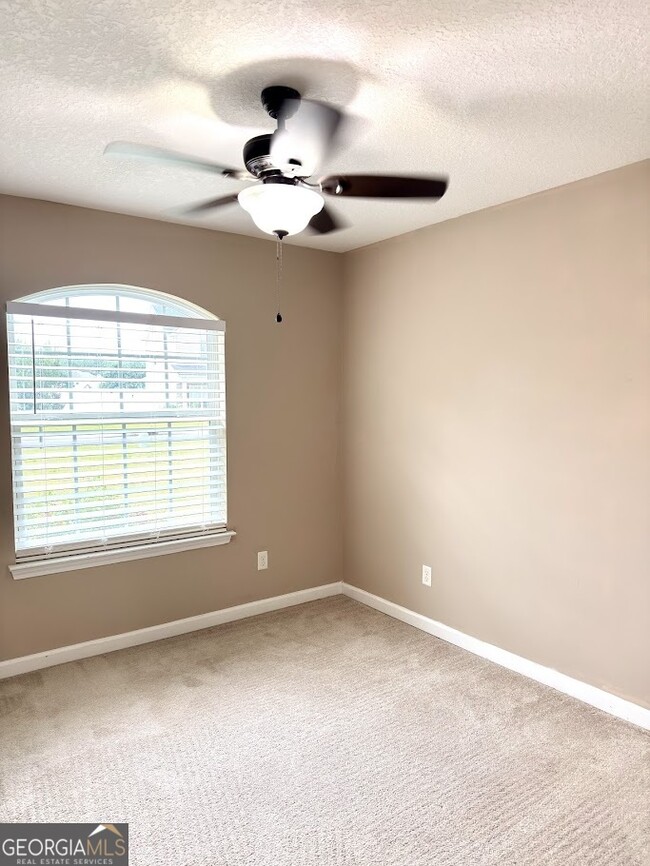 Photo - 264 Daniel Trent Way