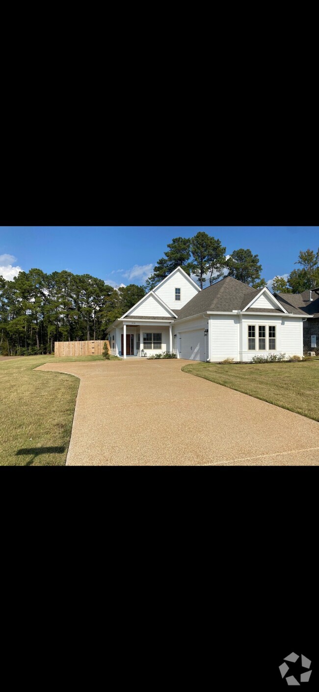 Building Photo - 1830 Atlanta Ave Rental