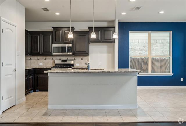Building Photo - 9921 Wynndel Trl Rental