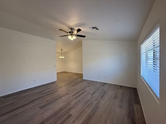 Photo - 3 Bedroom 2 Bathroom Home
