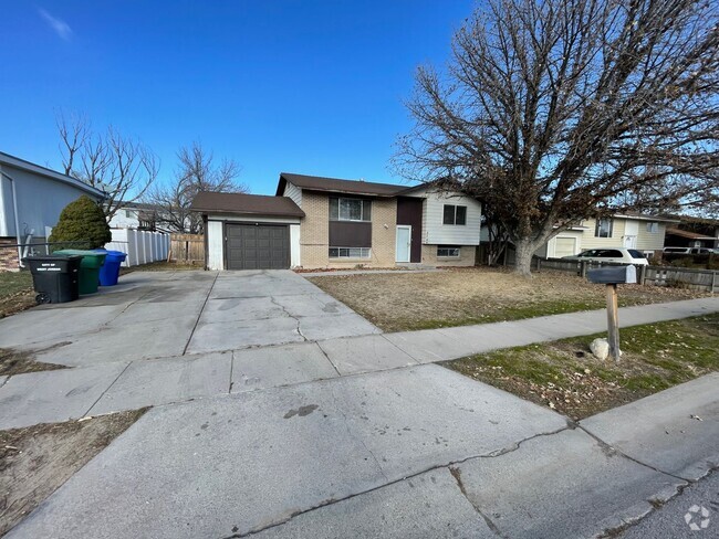 Building Photo - West Jordan Remodeled Four Bedroom; Garage... Rental