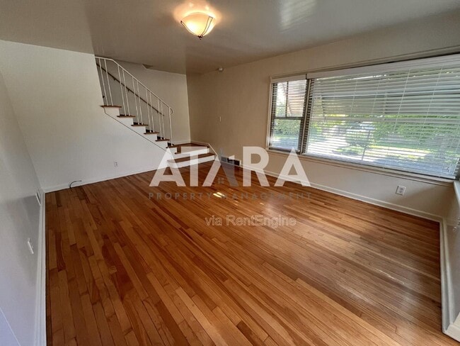 Photo - 1331 Thornton Ave