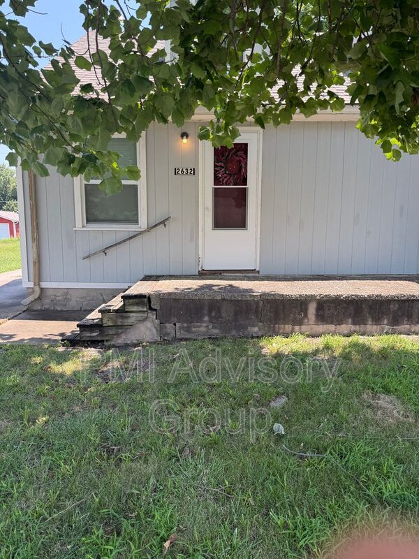Photo - 2632 SE Adams St