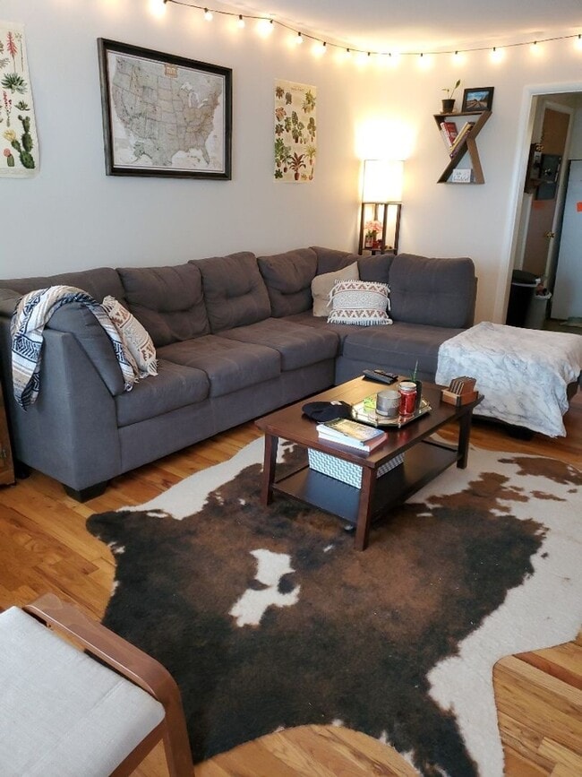 Photo - 1716-1718 Morningside Dr Unit 1718