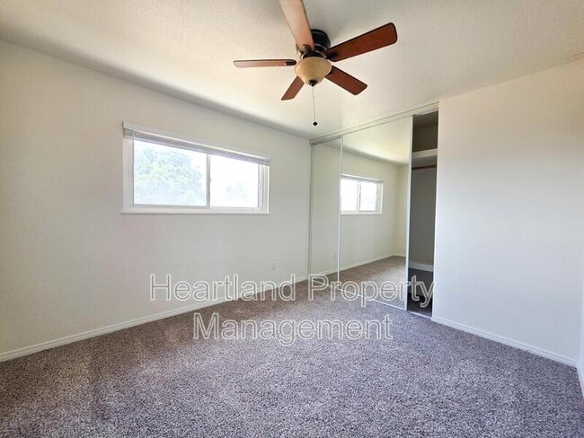 Photo - 8725 Kelso St