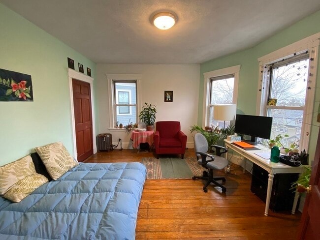 Photo - 58 Atherton Rd Unit 2