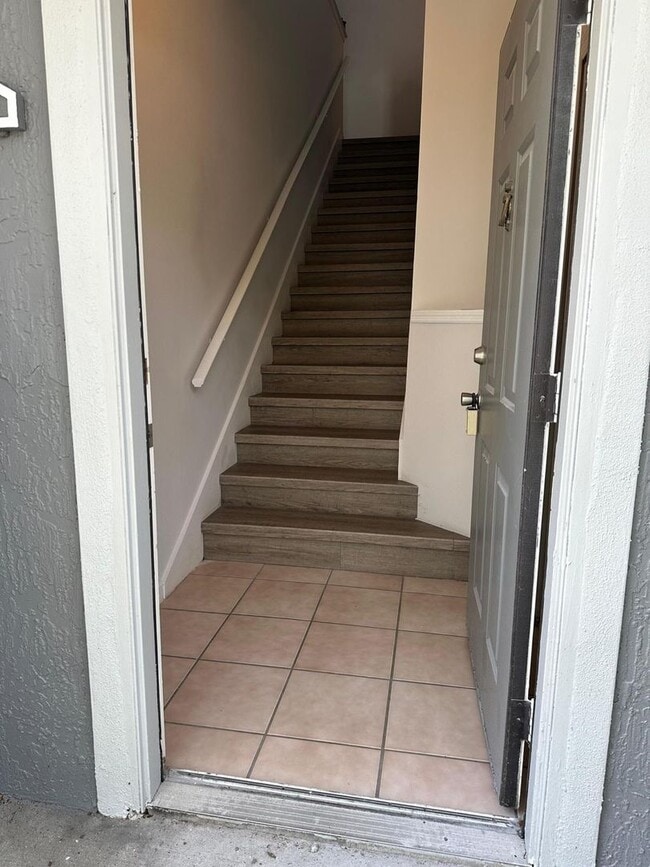 Photo - Beautiful and very large 2 bedrooms and 2 ...