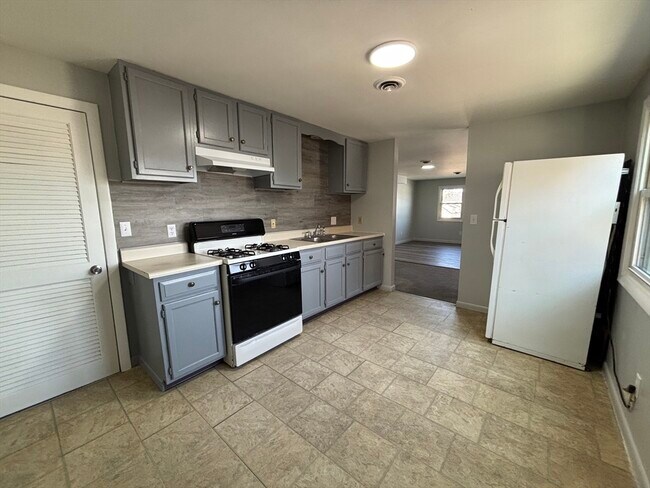 Photo - 199 Flint St Unit 2R