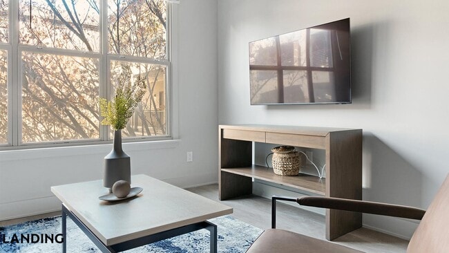 49 Boulevard SE Unit D-443