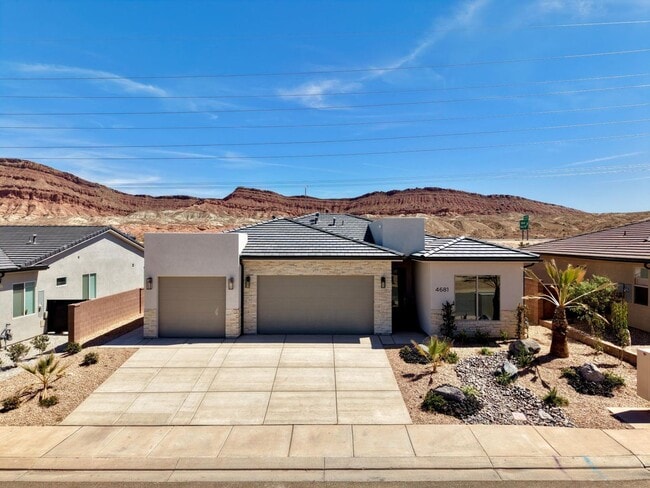 Building Photo - Brand New 4 Bedroom Home!!