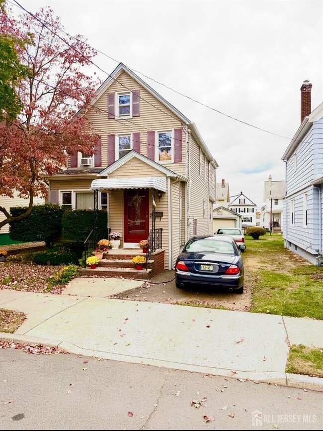 Building Photo - 141 Emerson St Unit 1
