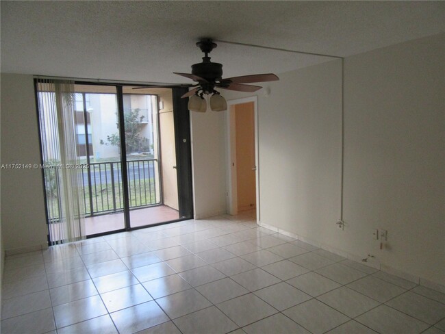 Photo - 14301 N Kendall Dr Condo Unit 105B