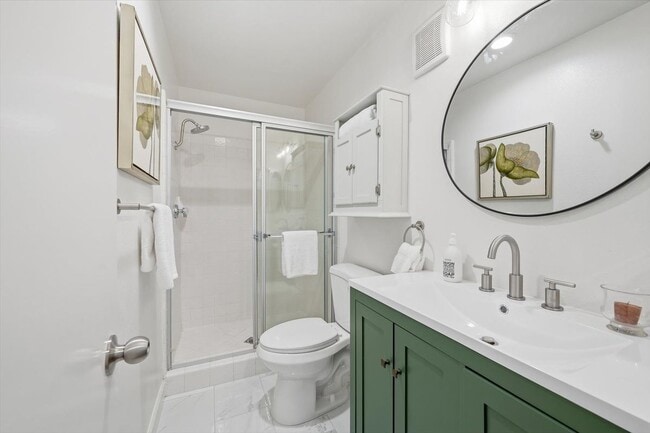 Photo - 222 7th St Unidad 202