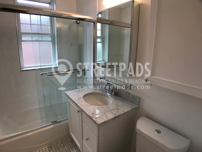 Photo - 34 Harris St Unidad #4