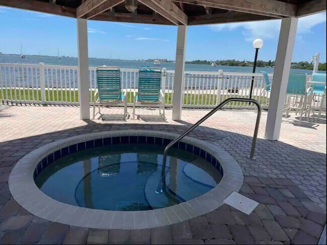 3620 41st Way S Unit 73B