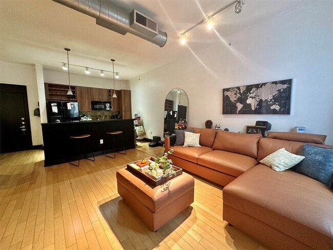 Photo - 1901 Post Oak Blvd