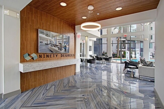 Photo - Ninety Degrees