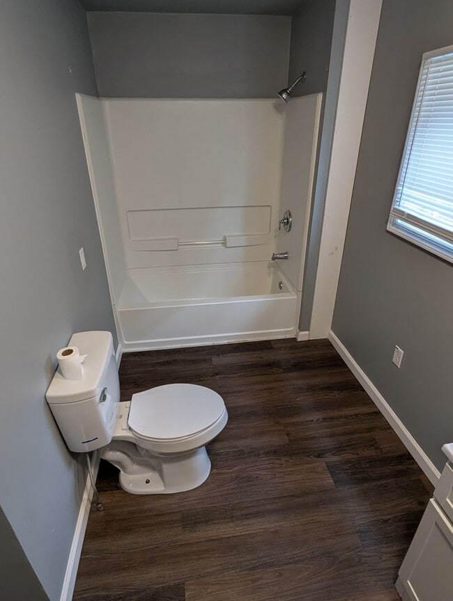 Photo - 1529-1531 Scott Street Unit 1531 Scott Street