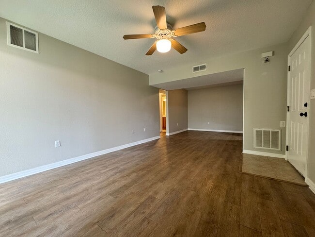 Photo - Lovely Winter Springs Condo ~ Vinyl Plank Flooring and Large Screened Patio! Unit 8