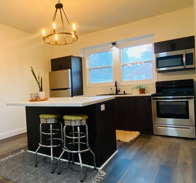 Photo - New Remodeled Downtown Home w/ detached carriage house, fenced back yard,