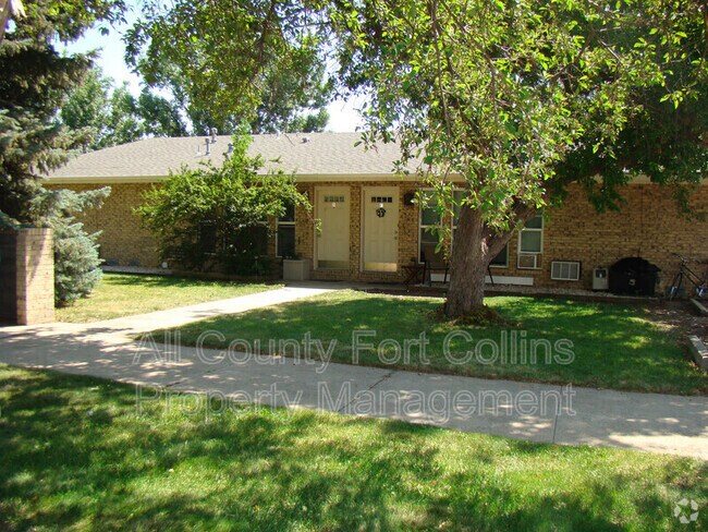 Building Photo - 1719 Larch St Unit C Rental