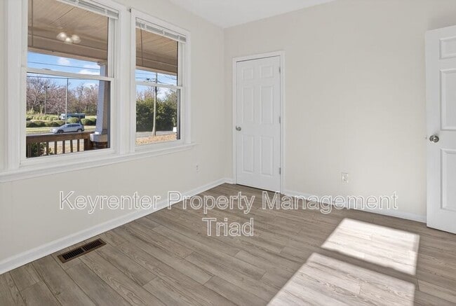 Photo - 2405 Freeman Mill Rd