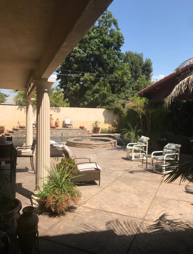 Photo - 12147 Miranda St