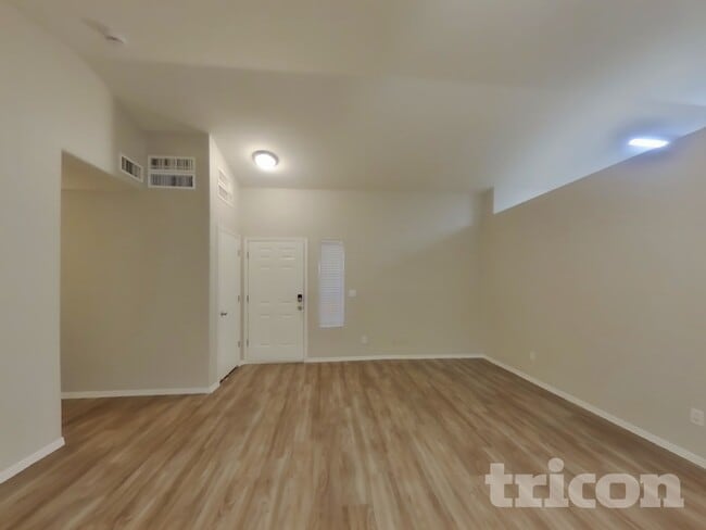 Photo - 9510 E Flanders Rd