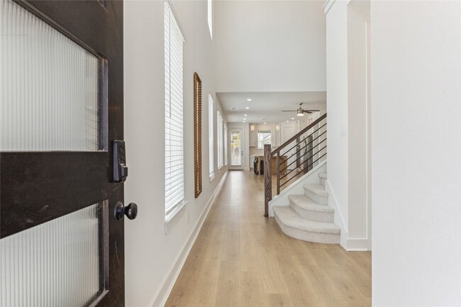 Photo - 21203 Electric Lgt Trl