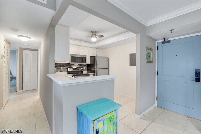 Photo - 260 Seaview Ct Unit 407