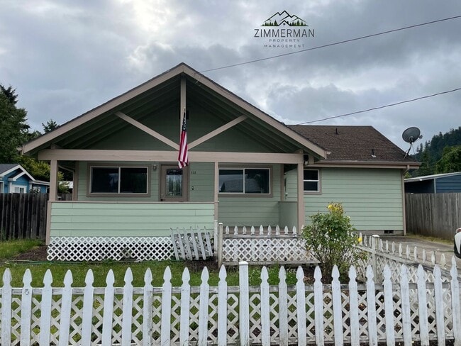 Building Photo - 3 bedroom, 1 1/2 bathroom House in Thurston neighborhood