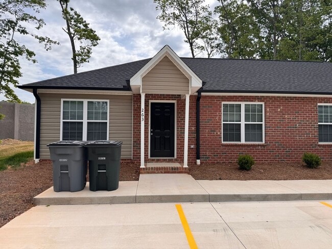 Building Photo - 2074 Unit 263 HARVELL ST EXT