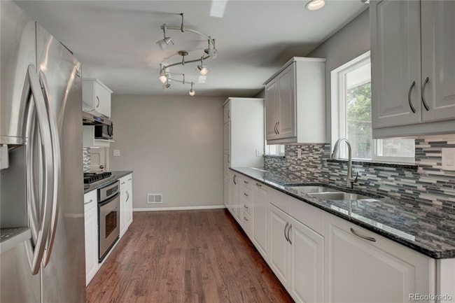 Photo - 6671 S Logan St