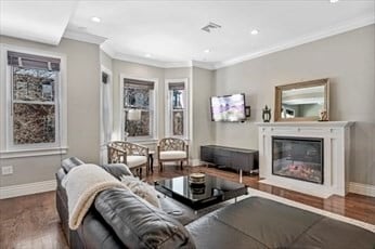 Building Photo - 355 K St Unit 2