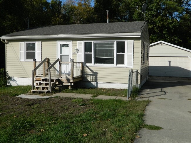 Photo - 4424 SE 8th St