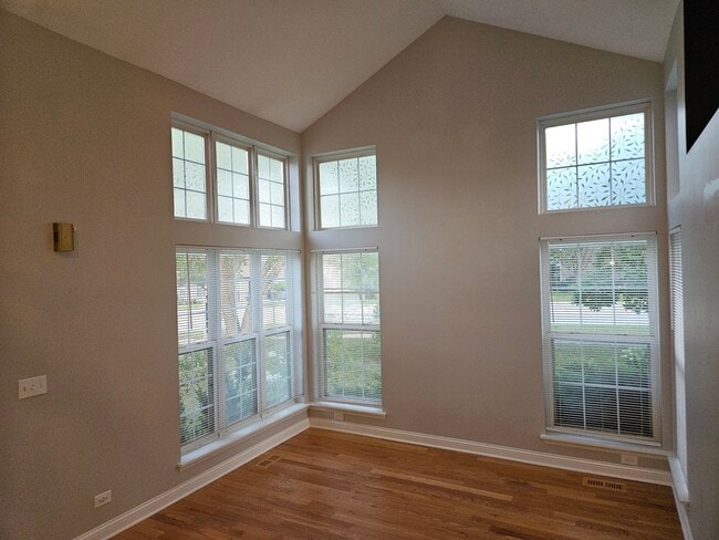 Photo - 1 Linden Ct